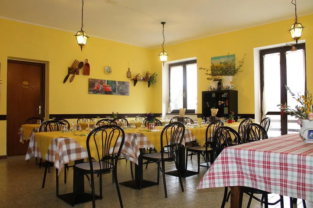 Camping Campeggio Ai Colli Fioriti Castiglione dʼIntelvi